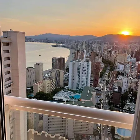 Superb View - Renovated 2025 *